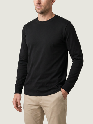 Long-Sleeved T-Shirt - Black